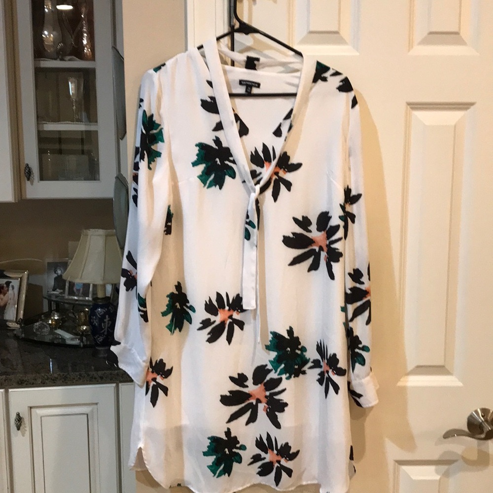 Dress- so cute shirt dress - white with bk pink